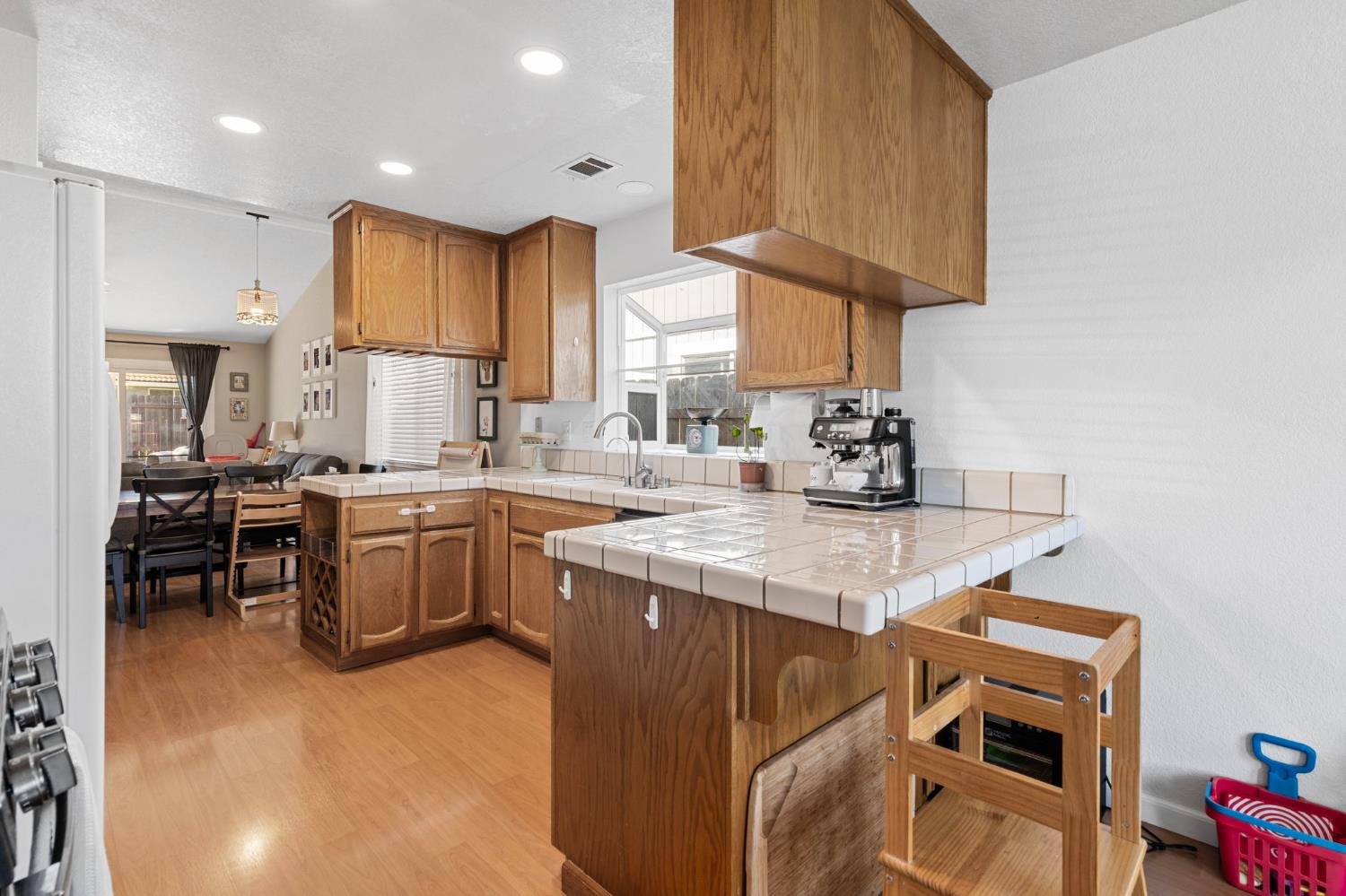 Detail Gallery Image 14 of 38 For 672 Pestana Dr, Galt,  CA 95632 - 3 Beds | 2 Baths