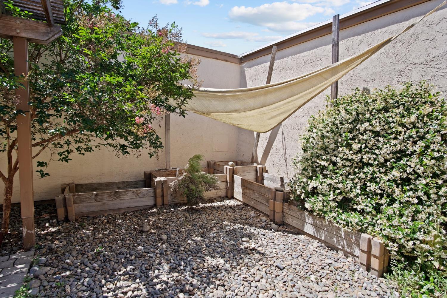 Detail Gallery Image 27 of 30 For 1821 Laurel Oak Dr, Modesto,  CA 95354 - 2 Beds | 2 Baths