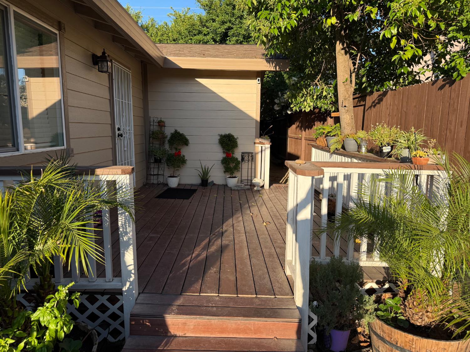 Detail Gallery Image 2 of 9 For 1748 Richmond St, Sacramento,  CA 95825 - 4 Beds | 2 Baths