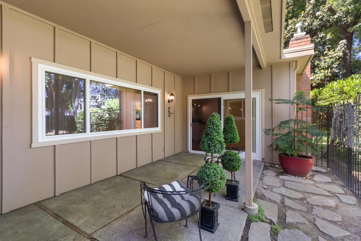 Detail Gallery Image 32 of 48 For 815 Commons Dr, Sacramento,  CA 95825 - 2 Beds | 2 Baths