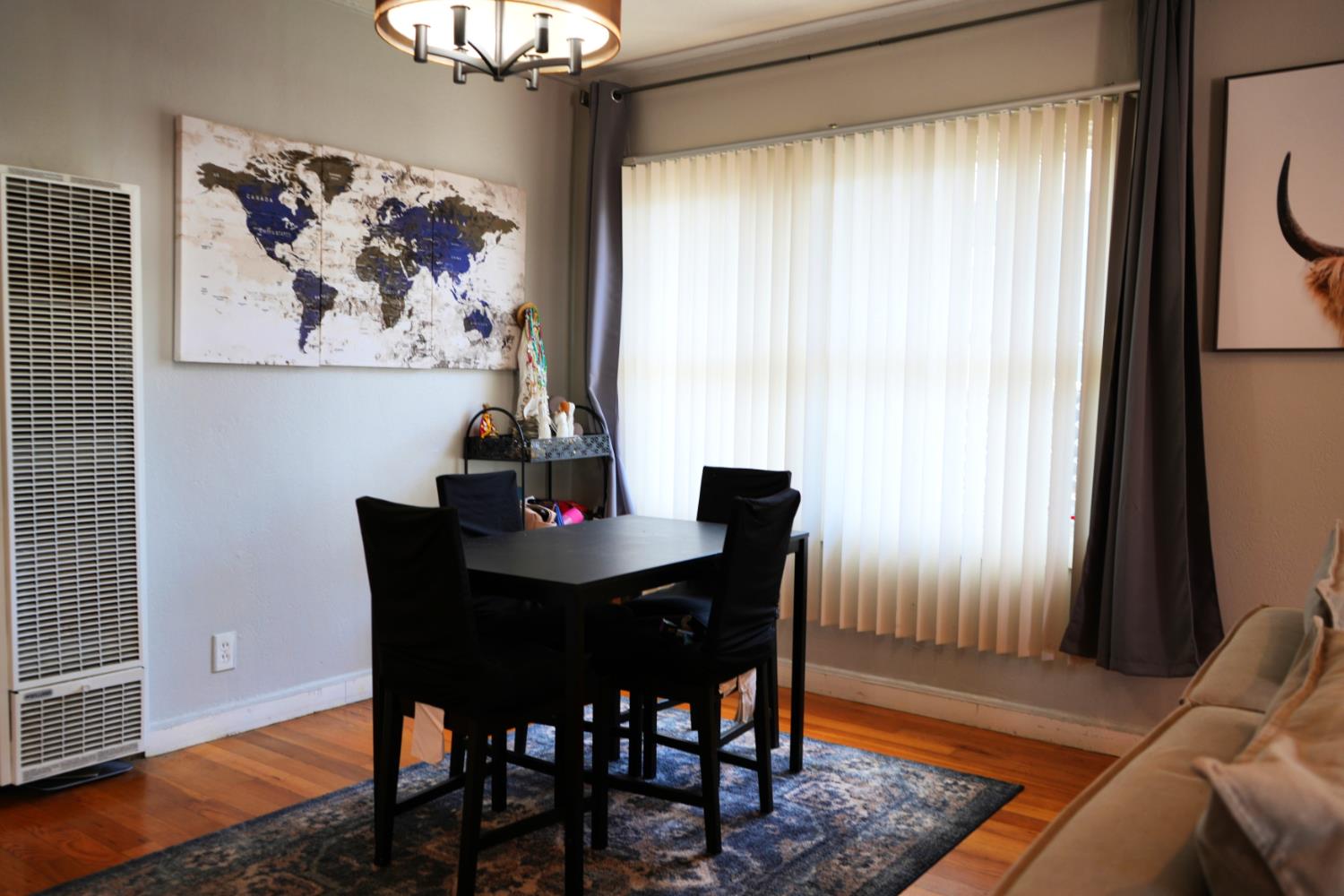Detail Gallery Image 4 of 13 For 24862 Soto Rd, Hayward,  CA 94544 - 2 Beds | 1 Baths