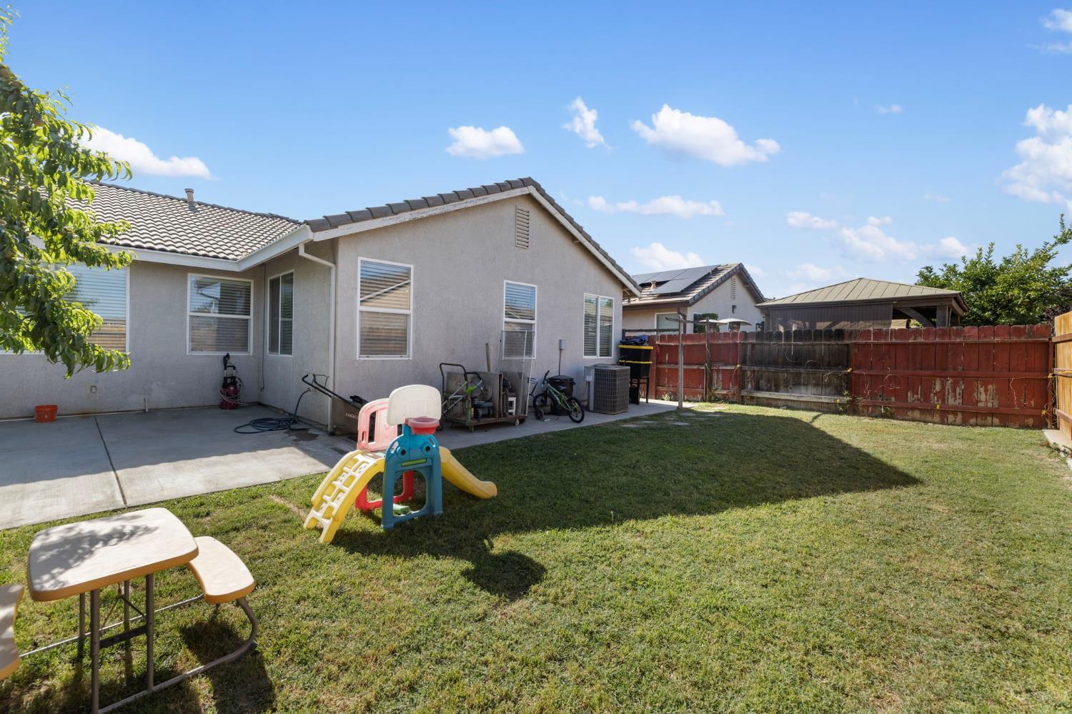 Detail Gallery Image 24 of 25 For 2081 Tangerine Ave, Madera,  CA 93637 - 3 Beds | 2 Baths