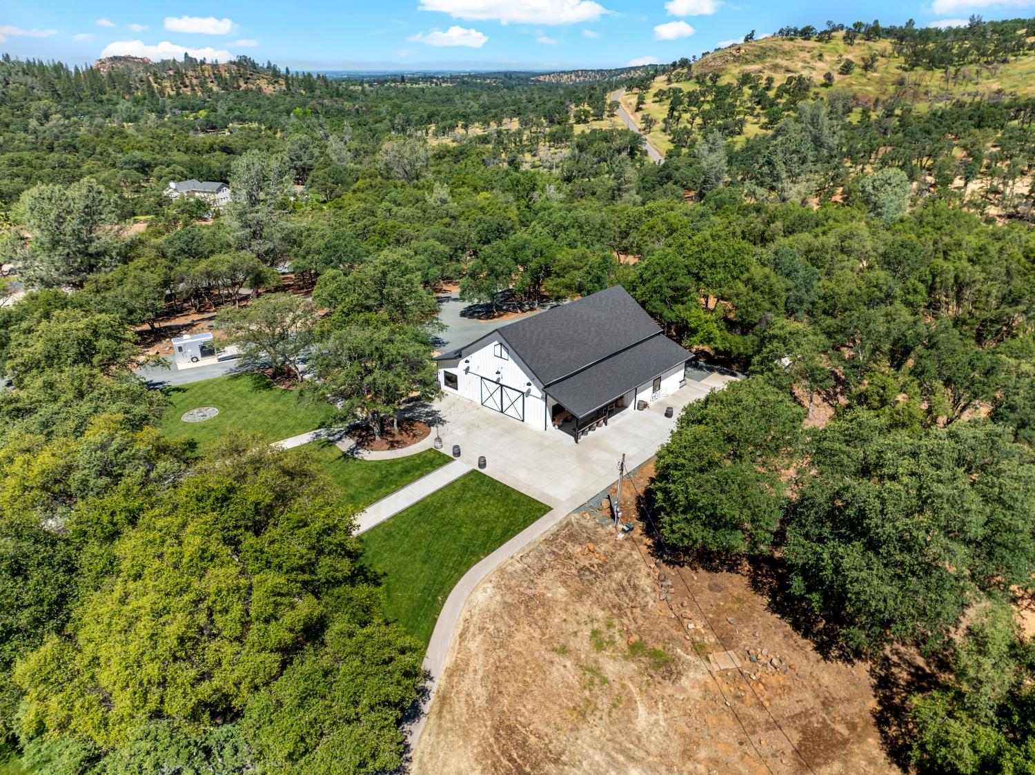 Detail Gallery Image 1 of 98 For 6841 Marysville Rd, Browns Valley,  CA 95918 - 3 Beds | 2 Baths