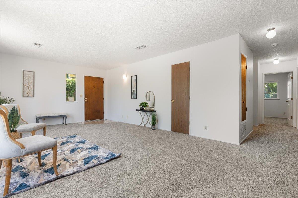 Detail Gallery Image 13 of 40 For 428 Lamarque Ct, Grass Valley,  CA 95945 - 3 Beds | 1 Baths