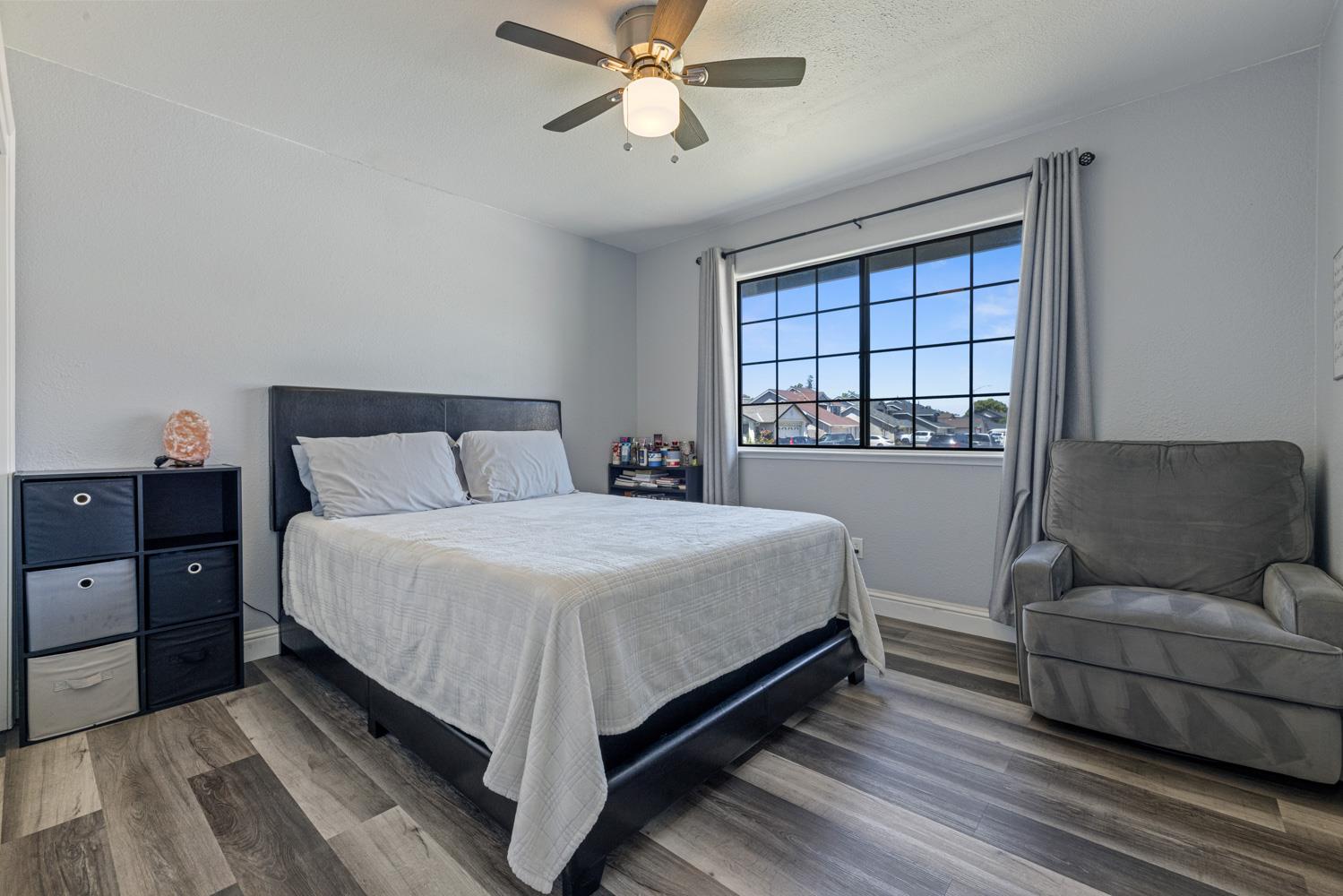 Detail Gallery Image 16 of 44 For 1184 Wood Duck Ct, Manteca,  CA 95337 - 4 Beds | 3 Baths