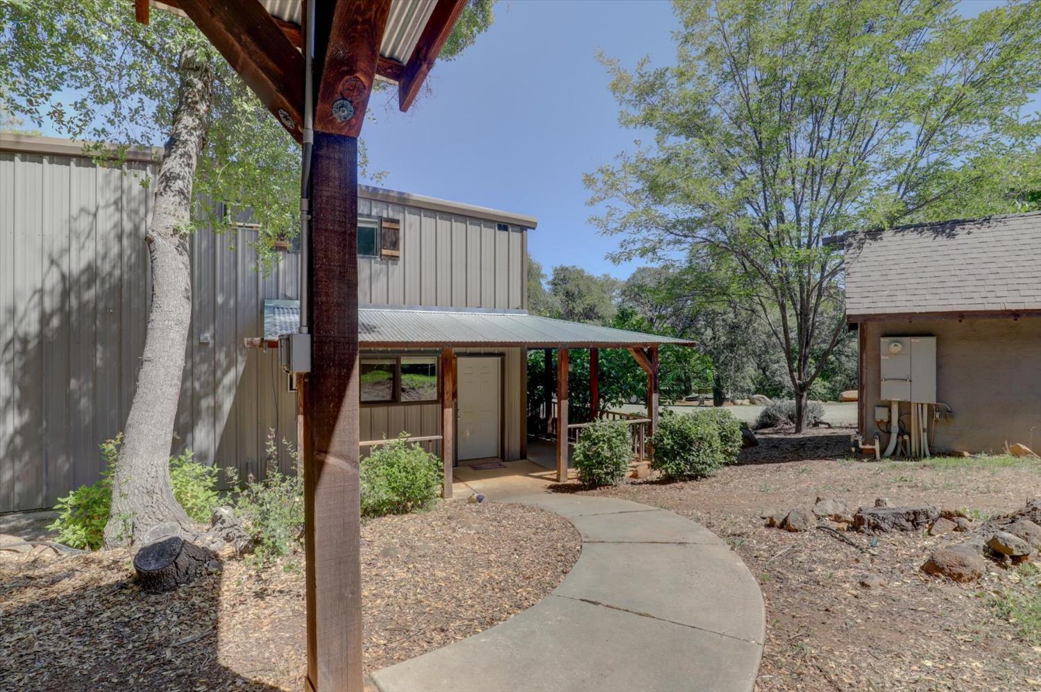 Detail Gallery Image 60 of 97 For 17620 Red Ball Cir, Grass Valley,  CA 95949 - 2 Beds | 2 Baths