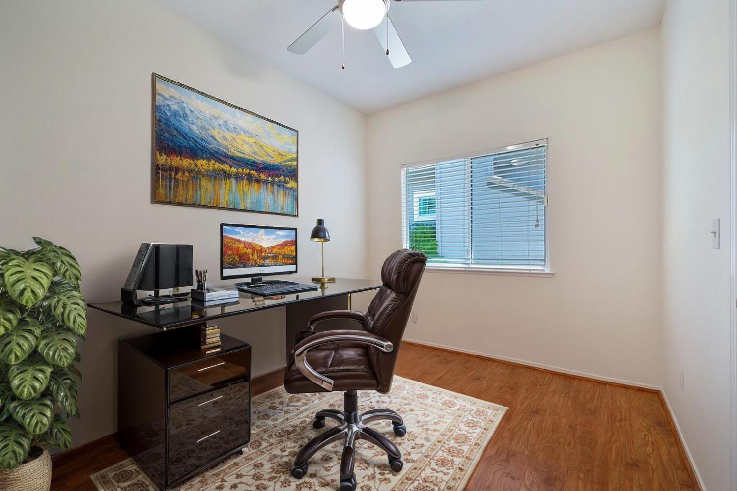 Detail Gallery Image 17 of 25 For 461 Carlson Way, Folsom,  CA 95630 - 3 Beds | 2 Baths