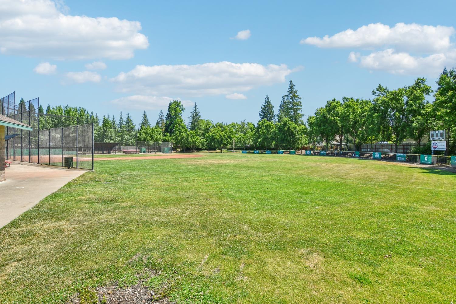Detail Gallery Image 48 of 53 For 343 Coventry Cir, Folsom,  CA 95630 - 4 Beds | 2/1 Baths