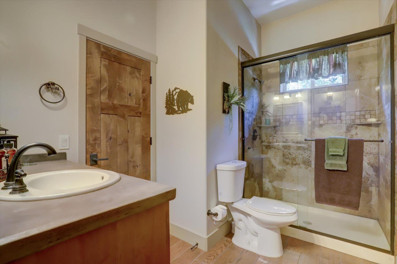 Detail Gallery Image 33 of 97 For 17620 Red Ball Cir, Grass Valley,  CA 95949 - 2 Beds | 2 Baths