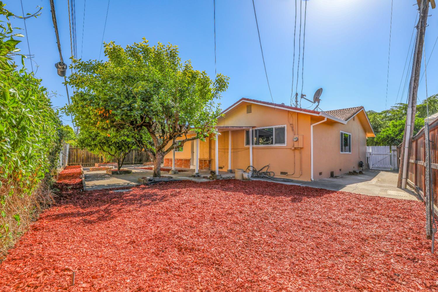 Detail Gallery Image 28 of 40 For 5705 Rickey Drive, Sacramento,  CA 95822 - 3 Beds | 2 Baths