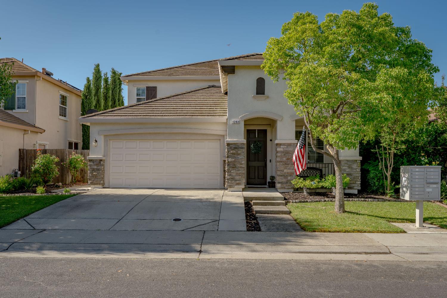 Detail Gallery Image 1 of 38 For 1283 Torrington Ln, Lincoln,  CA 95648 - 5 Beds | 3 Baths