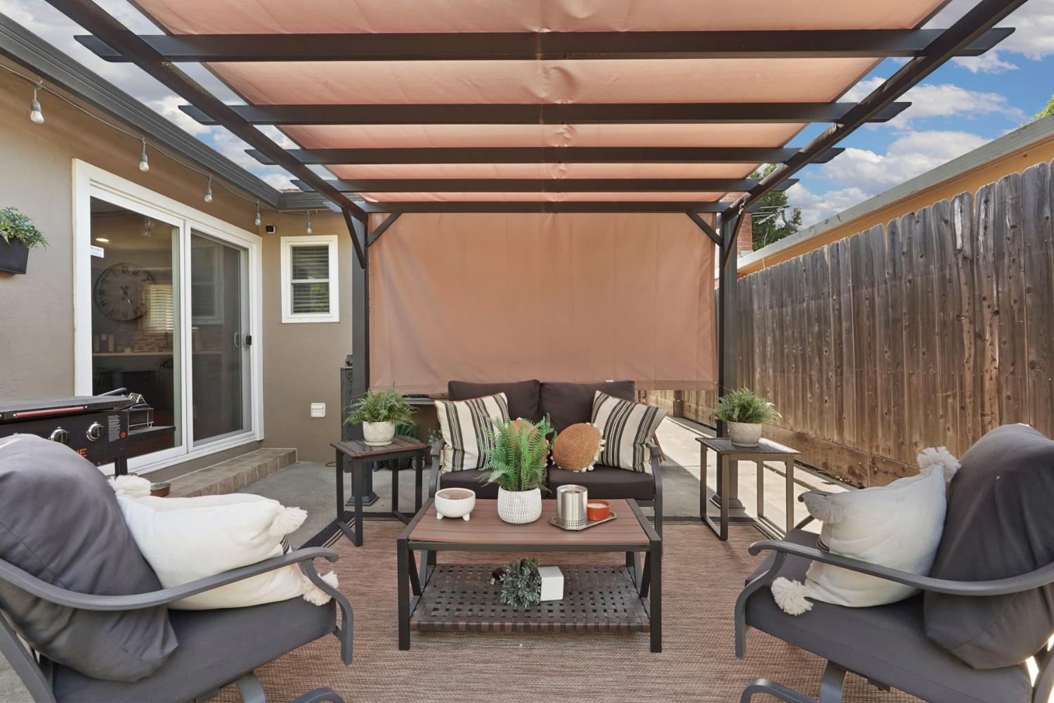 Detail Gallery Image 31 of 39 For 60 N Pacific Ave, Lodi,  CA 95242 - 3 Beds | 2 Baths
