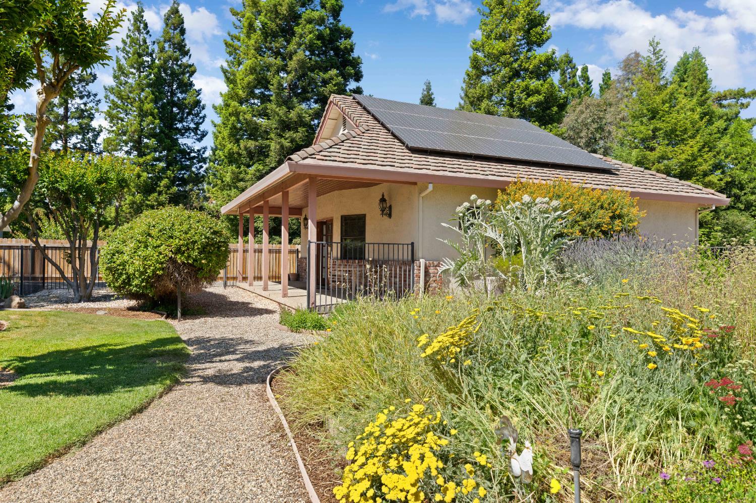 Detail Gallery Image 71 of 95 For 3004 Root Ave, Carmichael,  CA 95608 - 5 Beds | 4/2 Baths