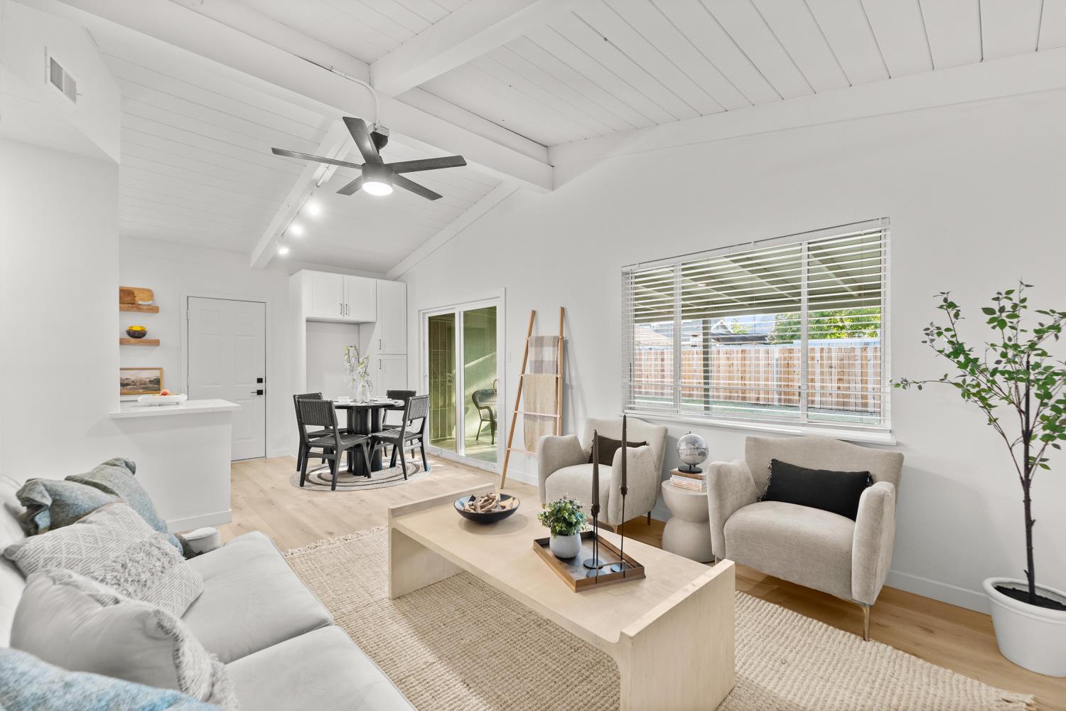 Detail Gallery Image 14 of 42 For 5500 73rd St, Sacramento,  CA 95820 - 3 Beds | 1 Baths