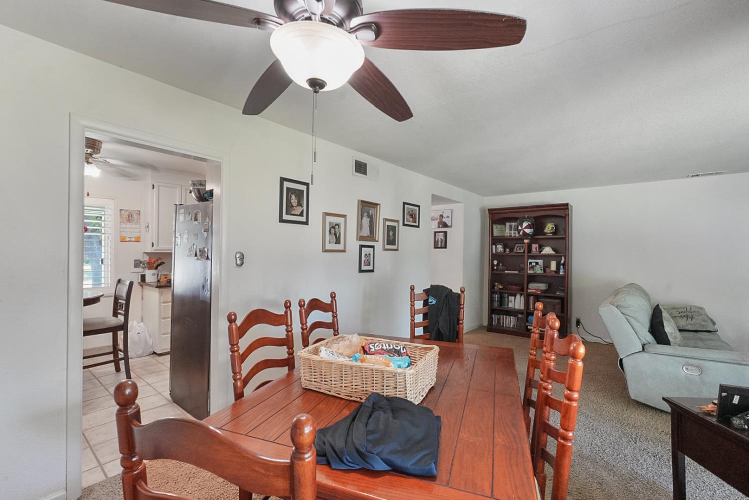 Detail Gallery Image 19 of 29 For 223 E Yorkshire Dr, Stockton,  CA 95207 - 3 Beds | 2 Baths