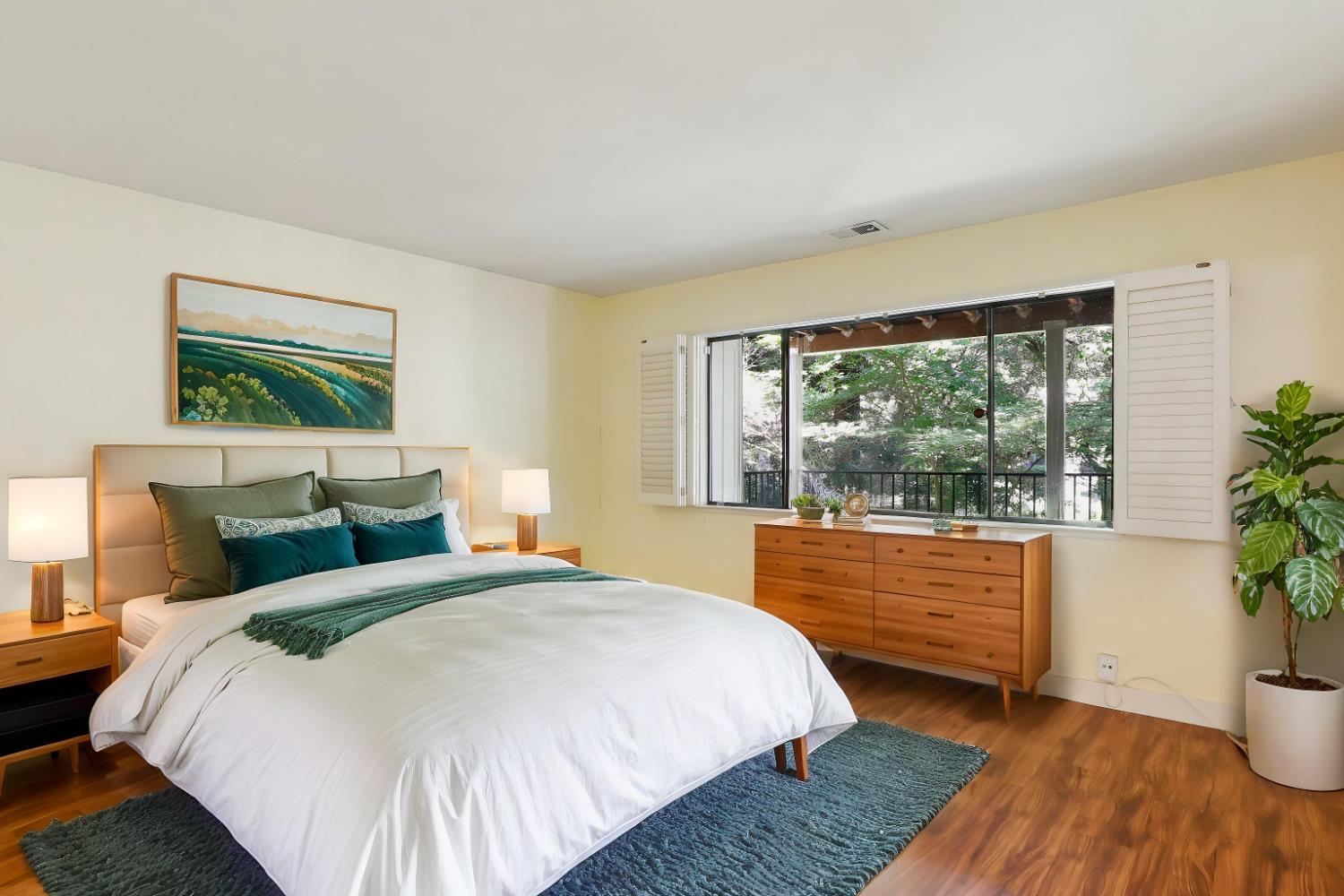 Detail Gallery Image 33 of 47 For 84 Riverknoll Pl, Carmichael,  CA 95608 - 2 Beds | 2/1 Baths