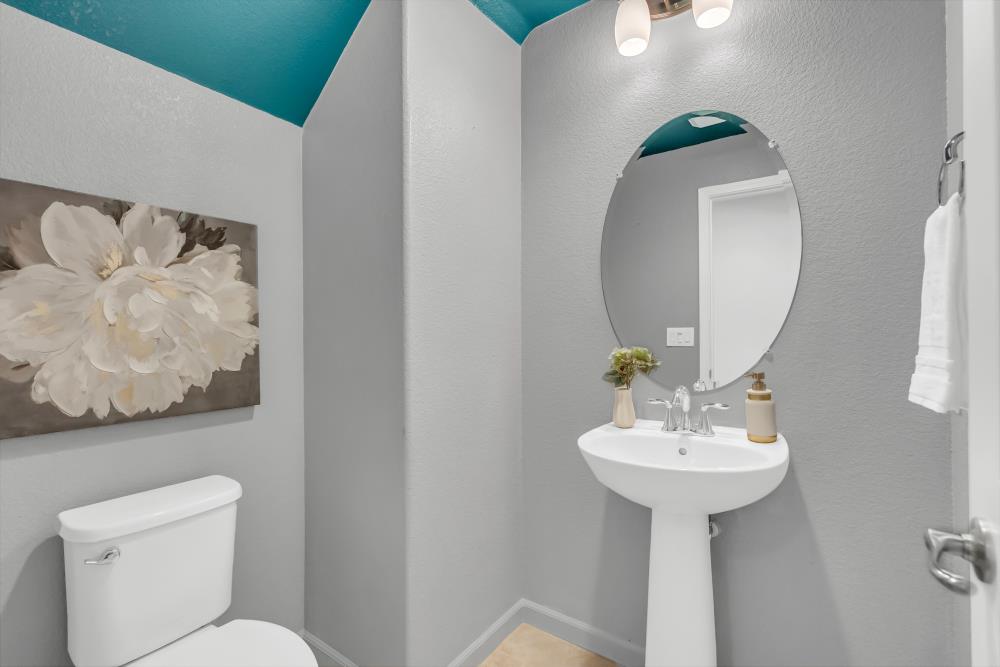 Detail Gallery Image 24 of 56 For 8373 Bronx Way, Sacramento,  CA 95829 - 3 Beds | 2/1 Baths