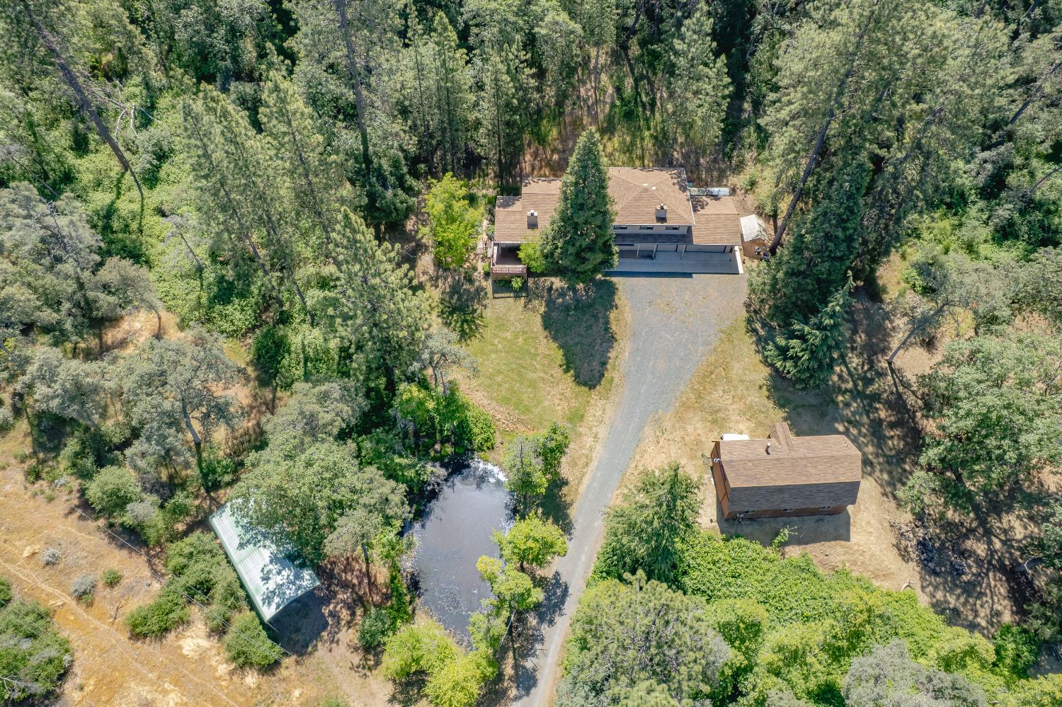 Detail Gallery Image 7 of 71 For 11107 Pekolee Dr, Grass Valley,  CA 95949 - 4 Beds | 3 Baths