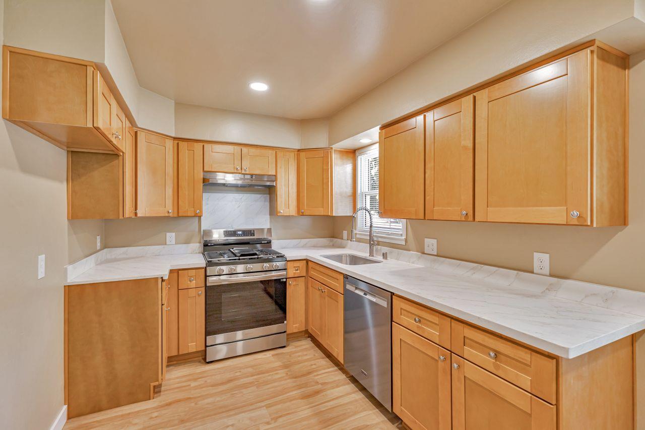 Detail Gallery Image 25 of 72 For 4130 Arden Way, Sacramento,  CA 95864 - – Beds | – Baths