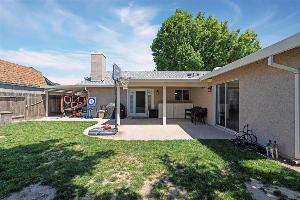 W Chamberlain Drive, Turlock, California image 24