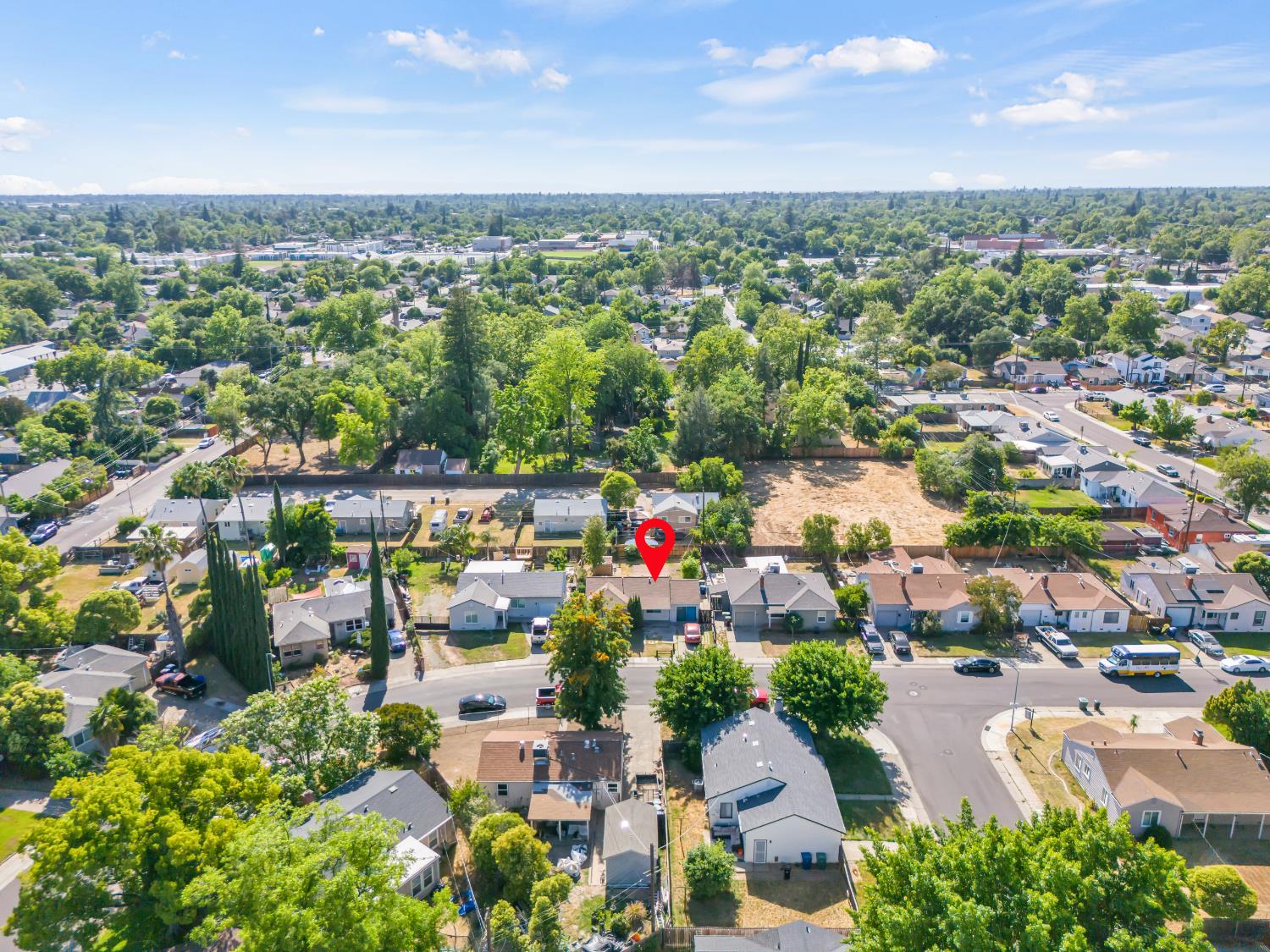 Detail Gallery Image 27 of 29 For 4472 El Cerrito Way, Sacramento,  CA 95820 - 2 Beds | 1 Baths