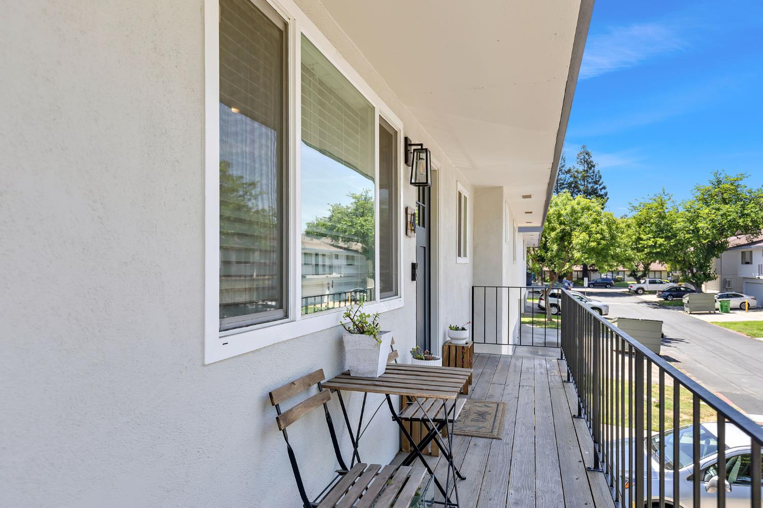 Detail Gallery Image 20 of 22 For 8943 El Mirador #4,  Elk Grove,  CA 95624 - 2 Beds | 1 Baths