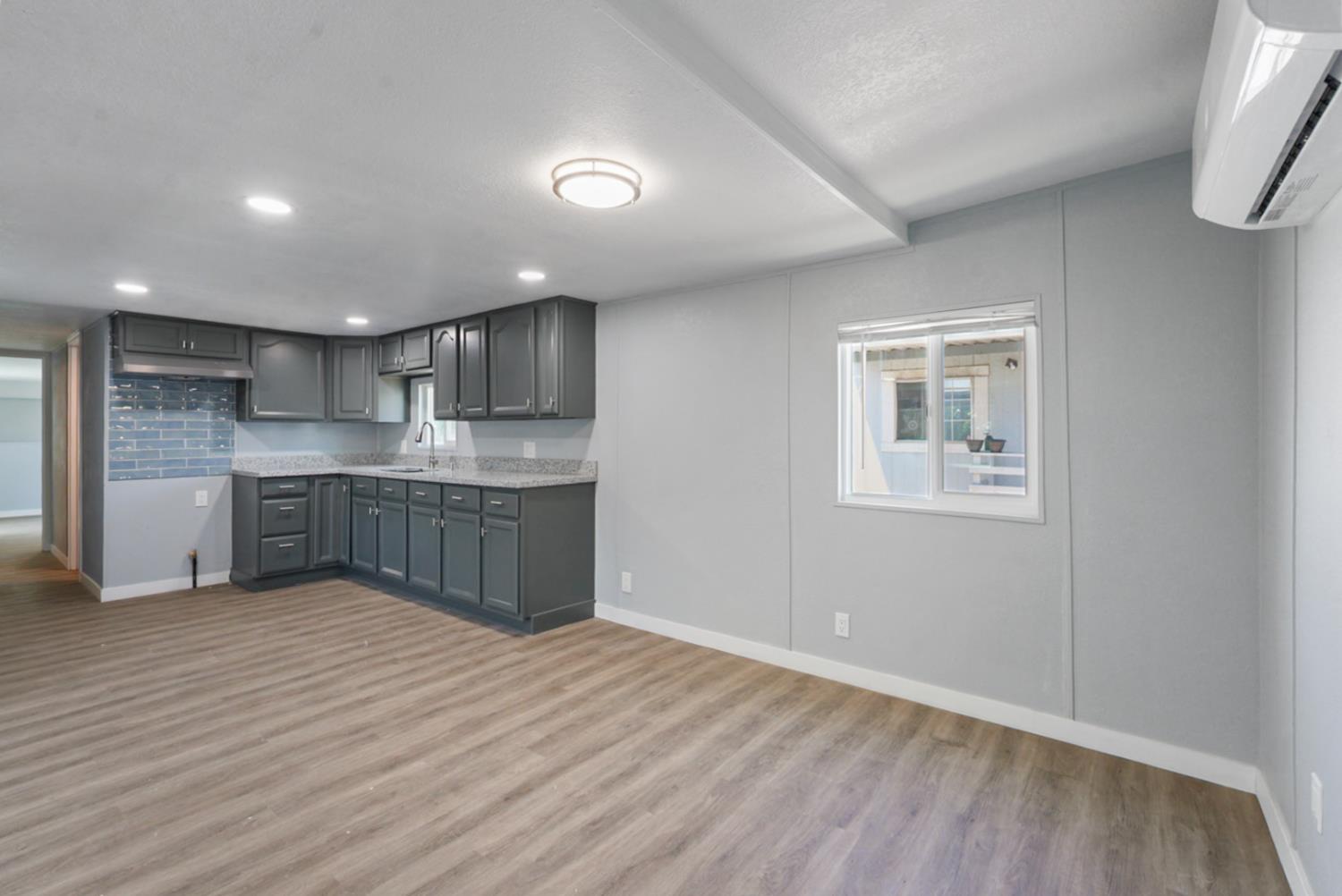 Detail Gallery Image 21 of 30 For 555 Moffat Blvd 14, Manteca,  CA 95336 - 3 Beds | 2 Baths