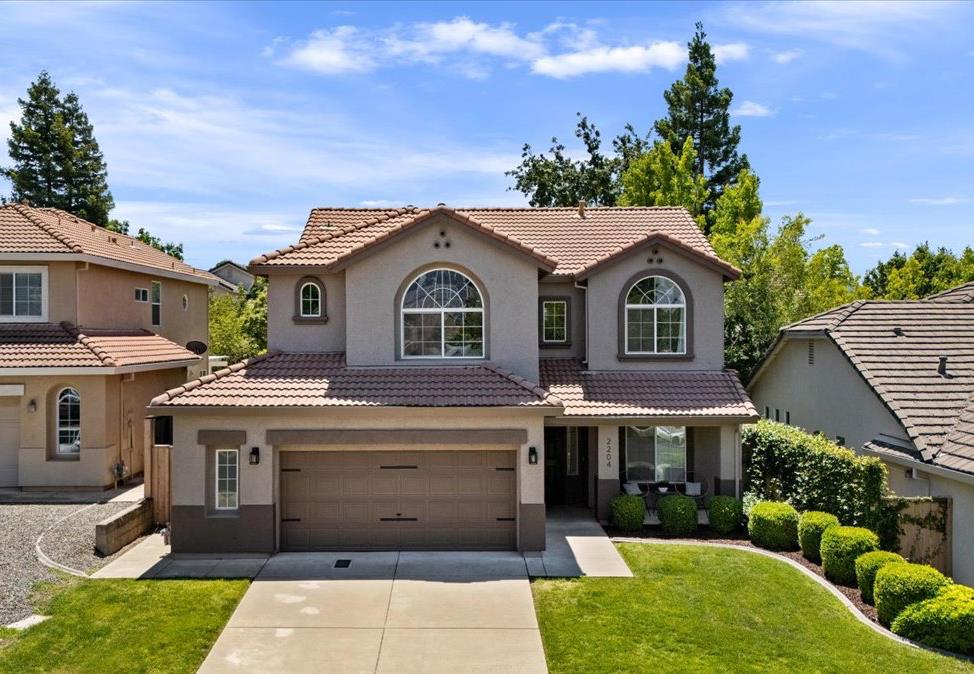 Detail Gallery Image 1 of 41 For 2204 Quarry Way, Rocklin,  CA 95765 - 3 Beds | 2/1 Baths