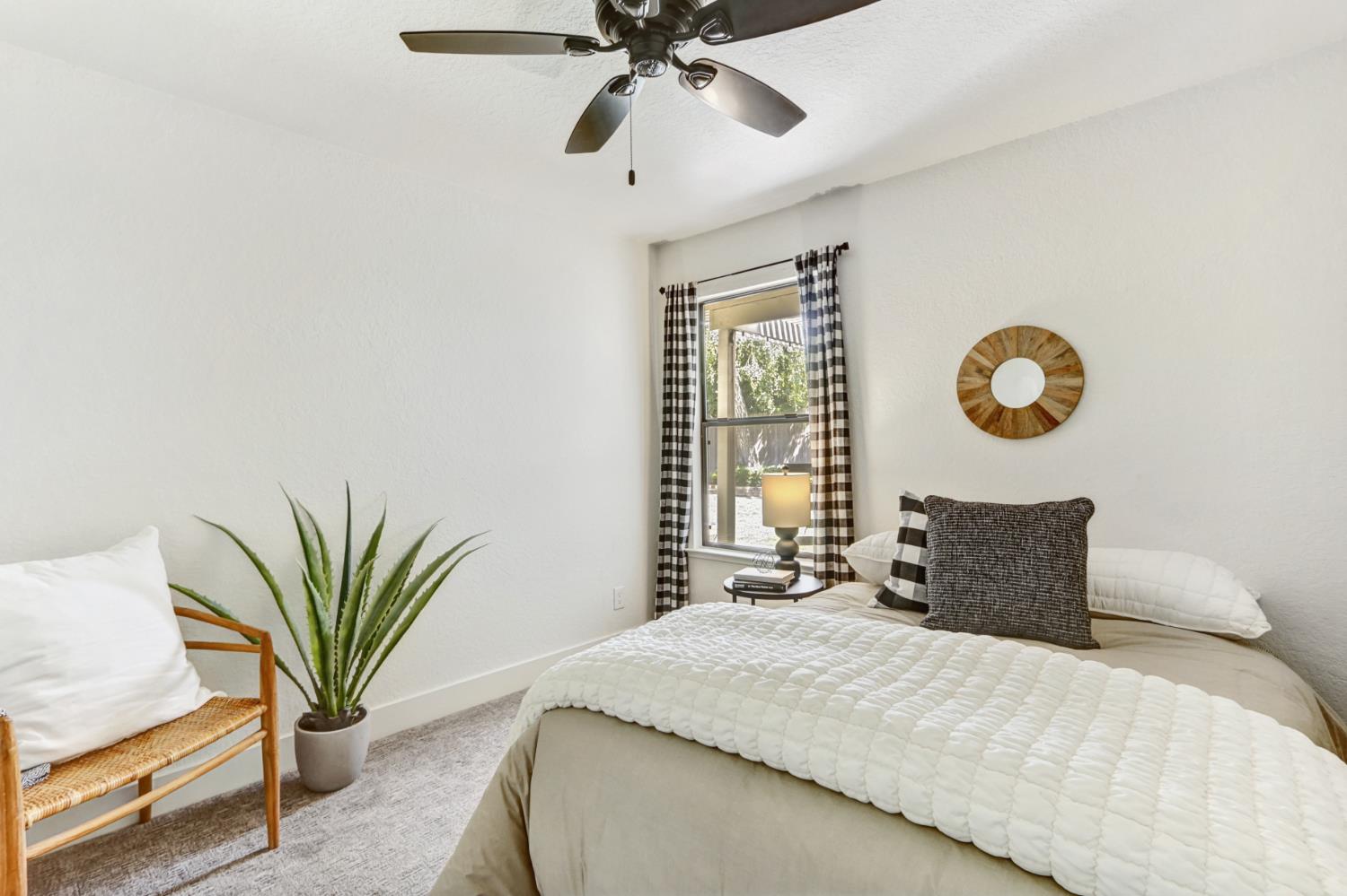 Detail Gallery Image 24 of 38 For 4939 Kurz Cir, Carmichael,  CA 95608 - 3 Beds | 2 Baths