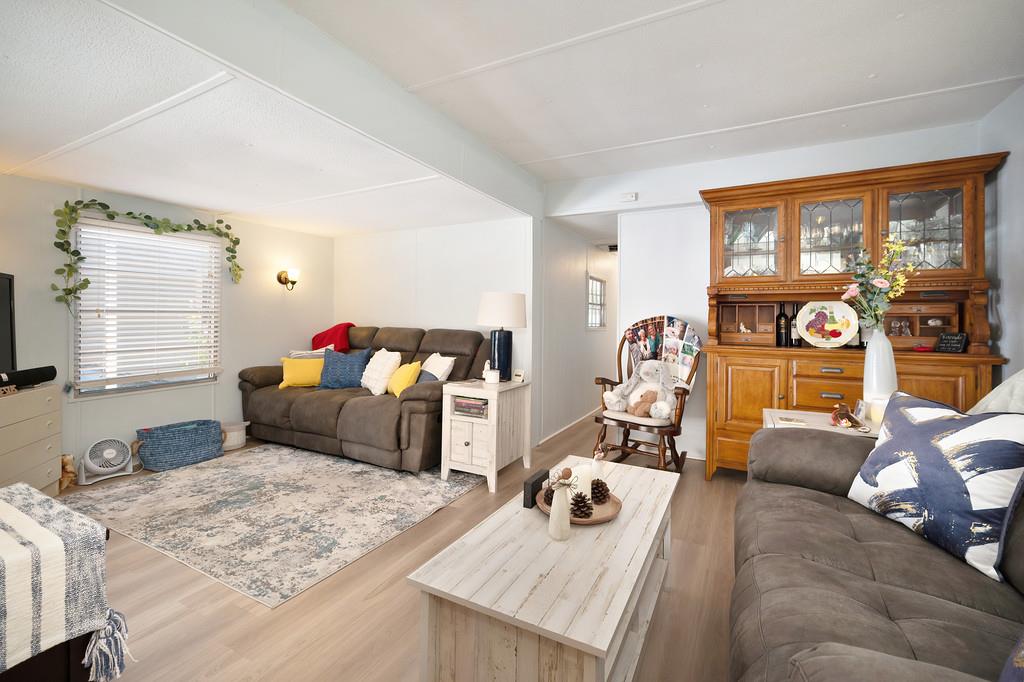 Detail Gallery Image 11 of 38 For 6175 Nob Hill Drive, Newcastle,  CA 95658 - 2 Beds | 1 Baths