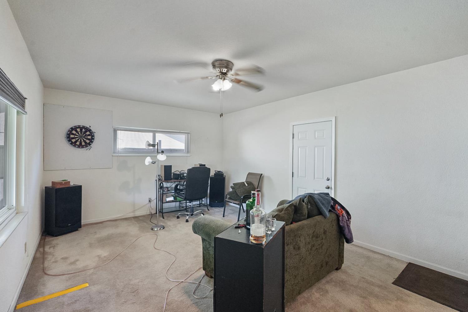 Detail Gallery Image 16 of 29 For 223 E Yorkshire Dr, Stockton,  CA 95207 - 3 Beds | 2 Baths