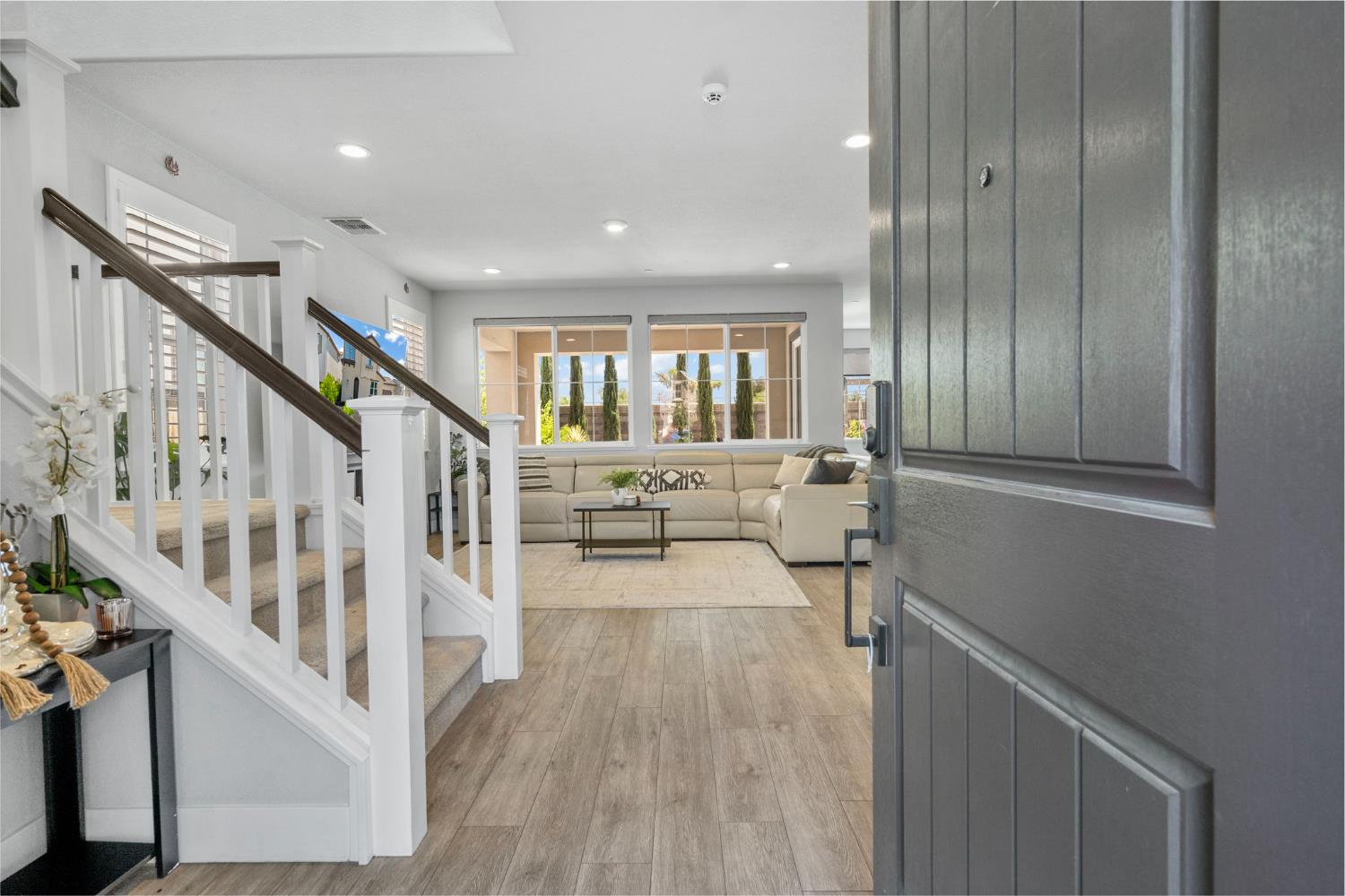 Detail Gallery Image 7 of 57 For 344 W Hopkins Ct, Mountain House,  CA 95391 - 4 Beds | 3 Baths