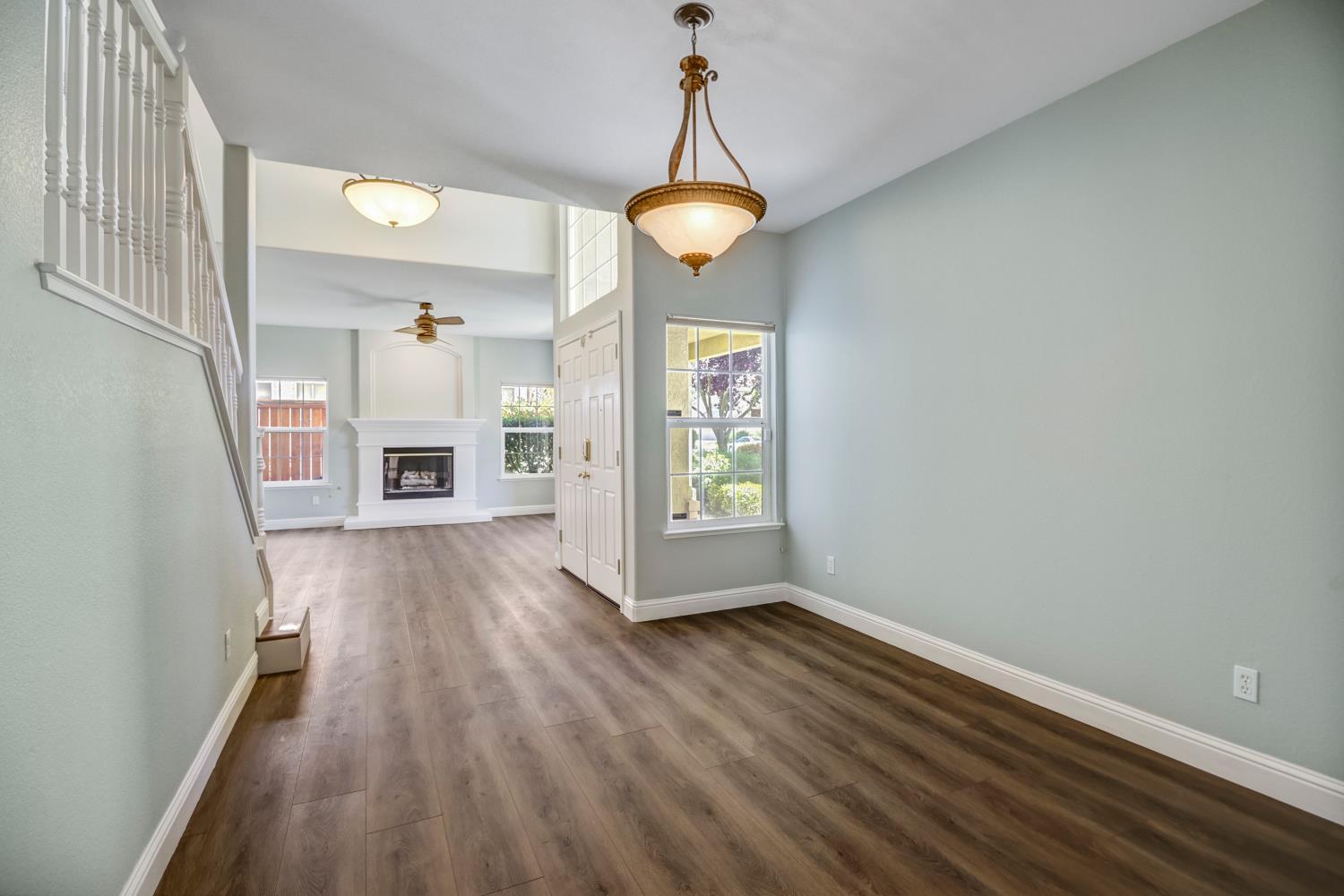 Detail Gallery Image 11 of 67 For 4091 Luxor Ln, Granite Bay,  CA 95746 - 6 Beds | 3 Baths