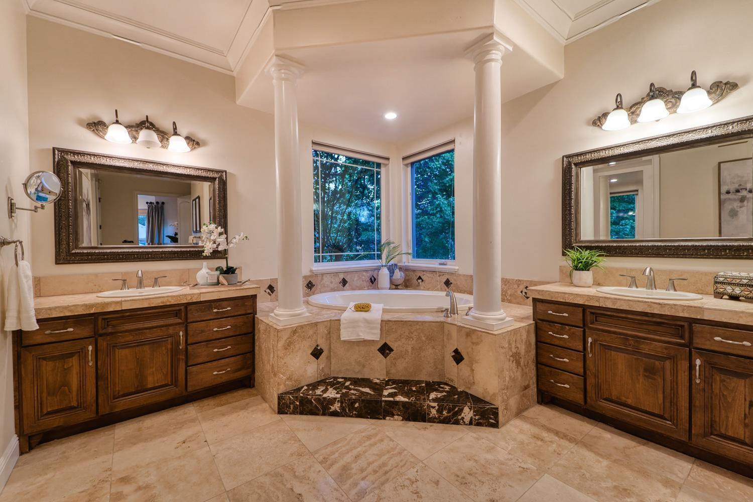 Detail Gallery Image 47 of 75 For 215 Oak Brook Ct, Auburn,  CA 95602 - 3 Beds | 2/1 Baths