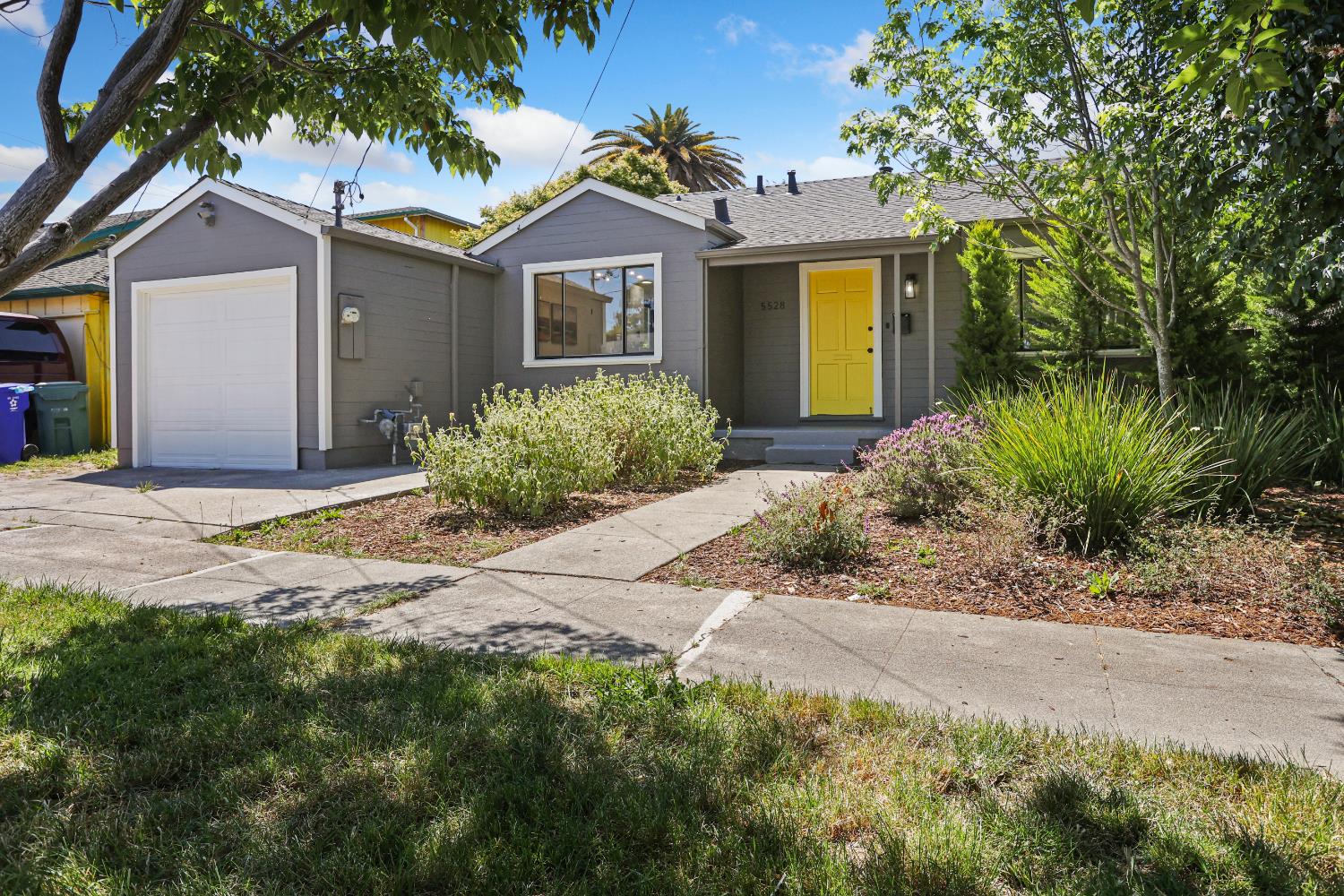 Detail Gallery Image 4 of 29 For 5528 Solano Ave, Richmond,  CA 94805 - 4 Beds | 2 Baths