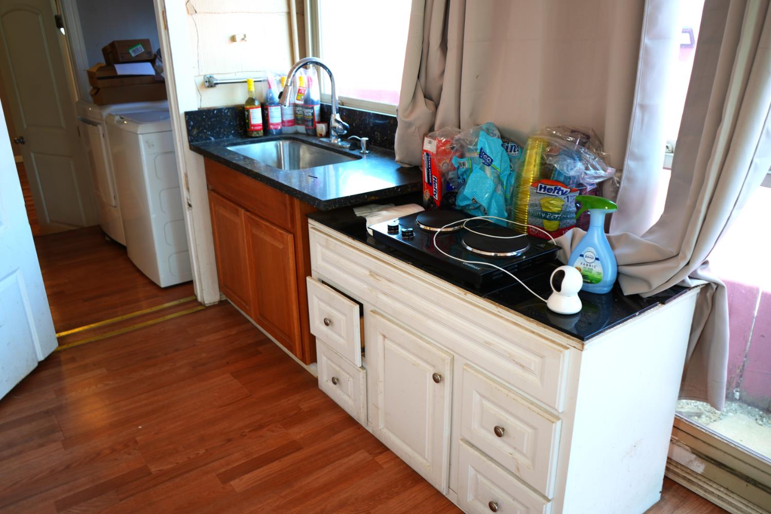 Detail Gallery Image 11 of 13 For 24862 Soto Rd, Hayward,  CA 94544 - 2 Beds | 1 Baths