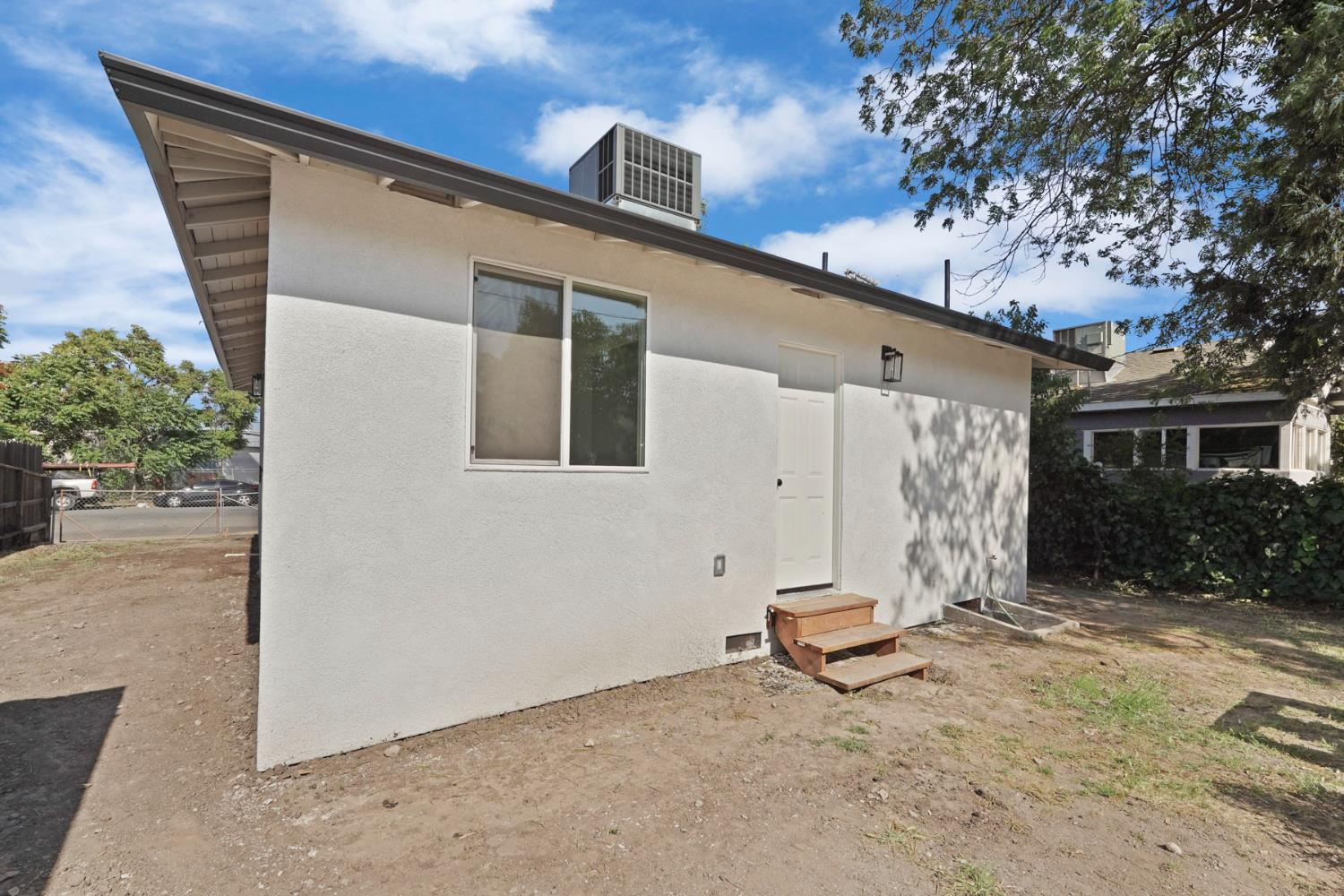 Detail Gallery Image 32 of 33 For 1237 S Commerce St, Stockton,  CA 95206 - 3 Beds | 2 Baths
