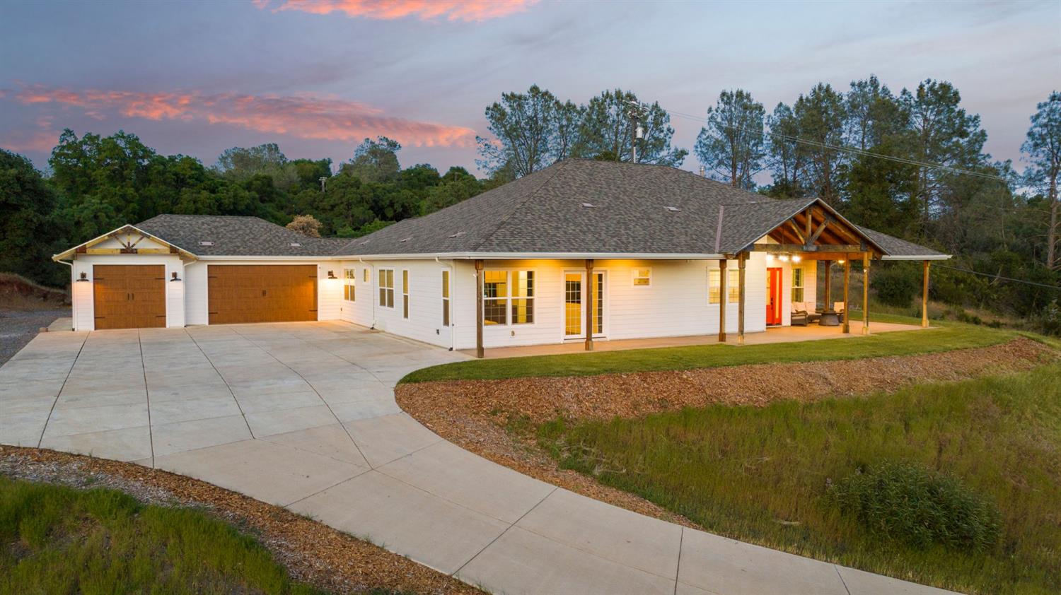 Detail Gallery Image 2 of 77 For 1761 Springvale Rd, Placerville,  CA 95667 - 4 Beds | 3 Baths
