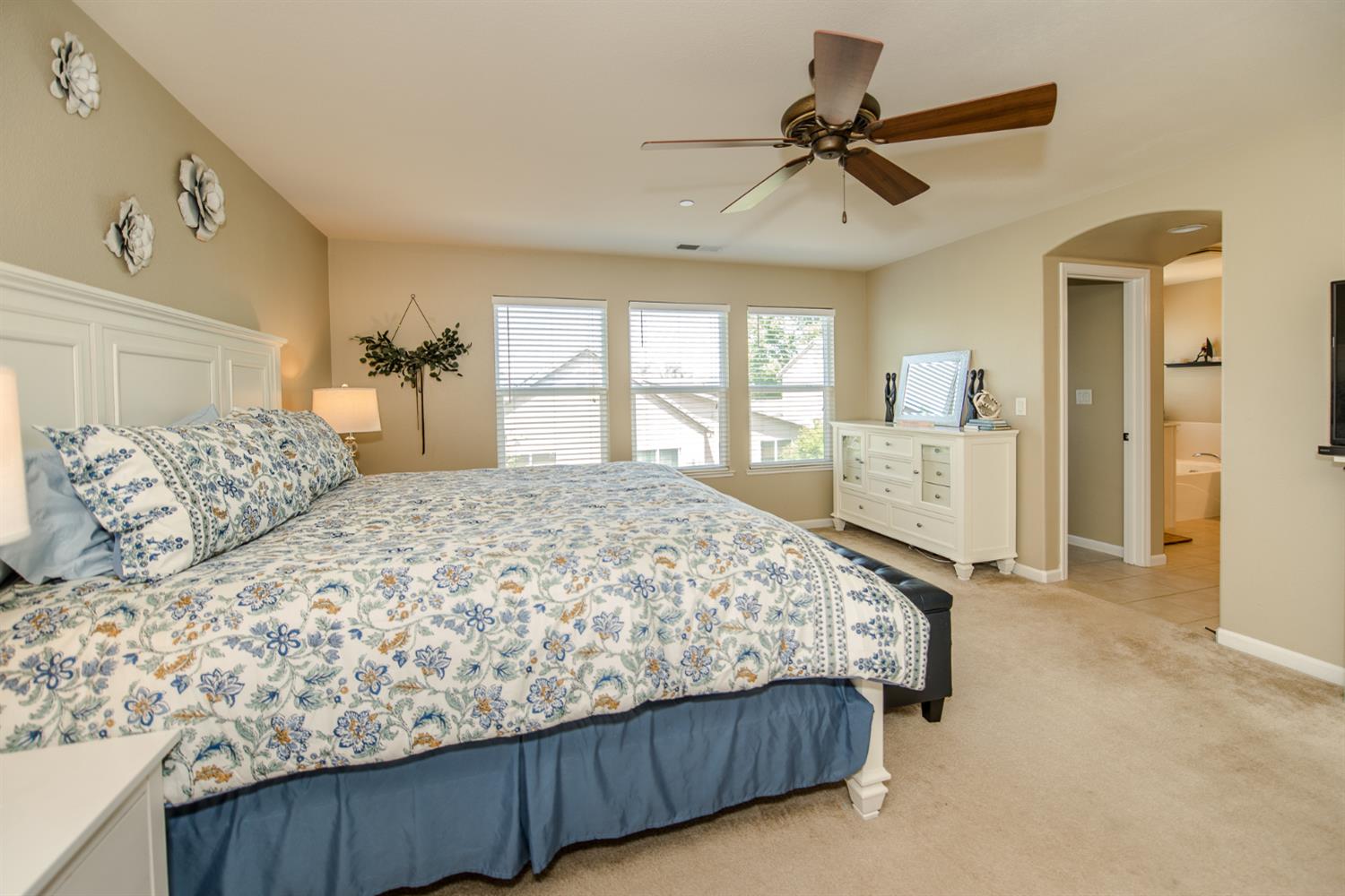 Detail Gallery Image 20 of 38 For 2363 Ackley Pl, Woodland,  CA 95776 - 5 Beds | 4 Baths