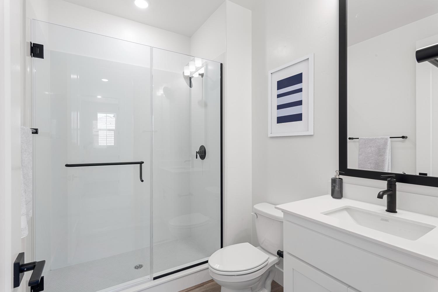 Detail Gallery Image 16 of 17 For 428 Canyon Creek Dr, Auburn,  CA 95603 - 5 Beds | 4/1 Baths