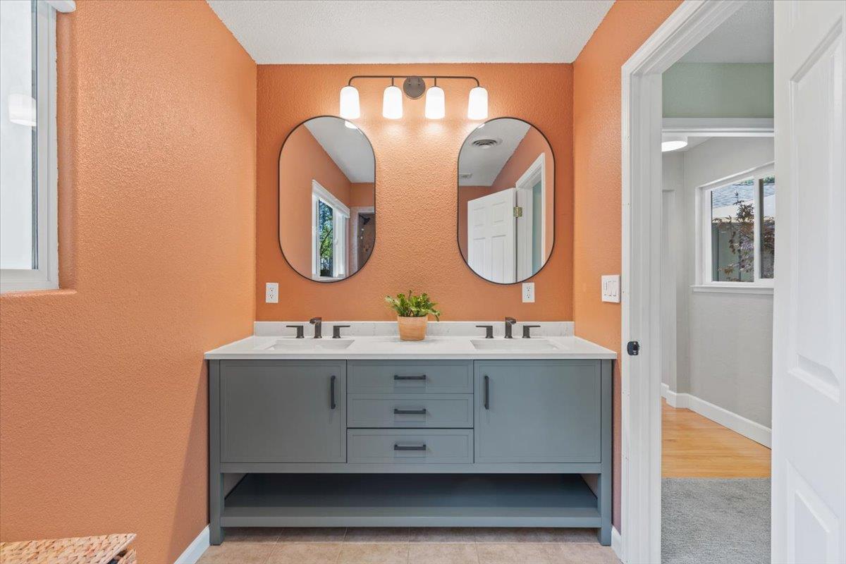 Detail Gallery Image 19 of 41 For 13409 Evergreen Dr, Nevada City,  CA 95959 - 3 Beds | 3 Baths