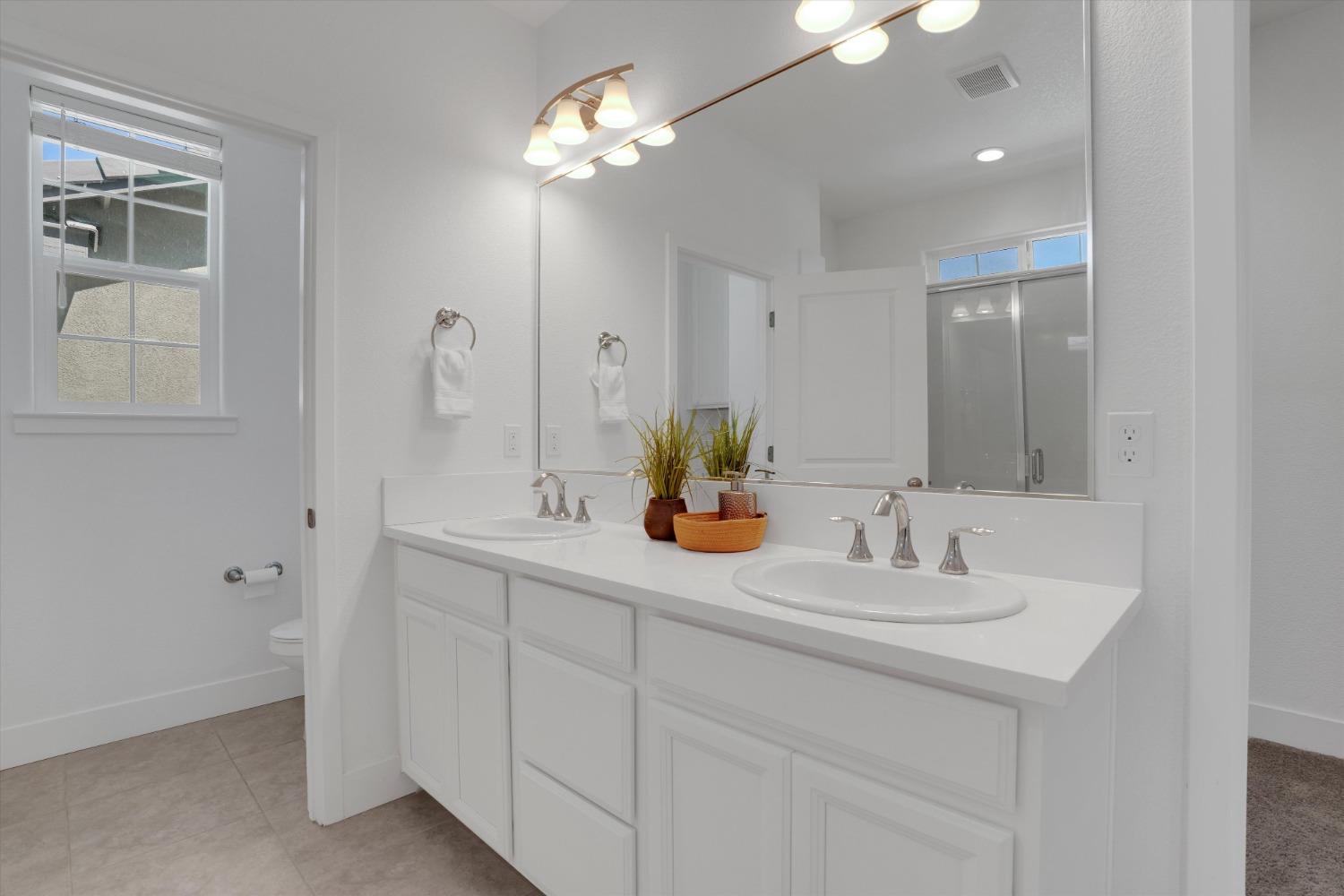 Detail Gallery Image 27 of 48 For 1693 S Macias Pl, Mountain House,  CA 95391 - 4 Beds | 3 Baths