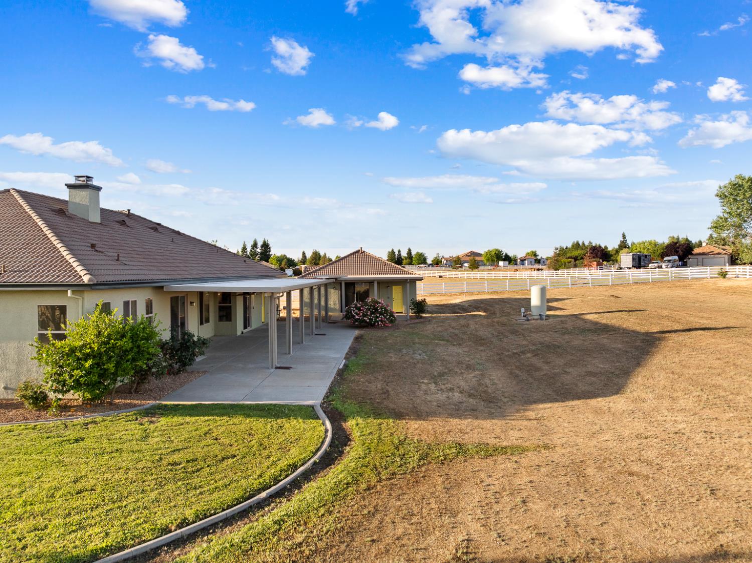 Detail Gallery Image 85 of 90 For 9461 Crossrail Dr, Wilton,  CA 95693 - 5 Beds | 3 Baths