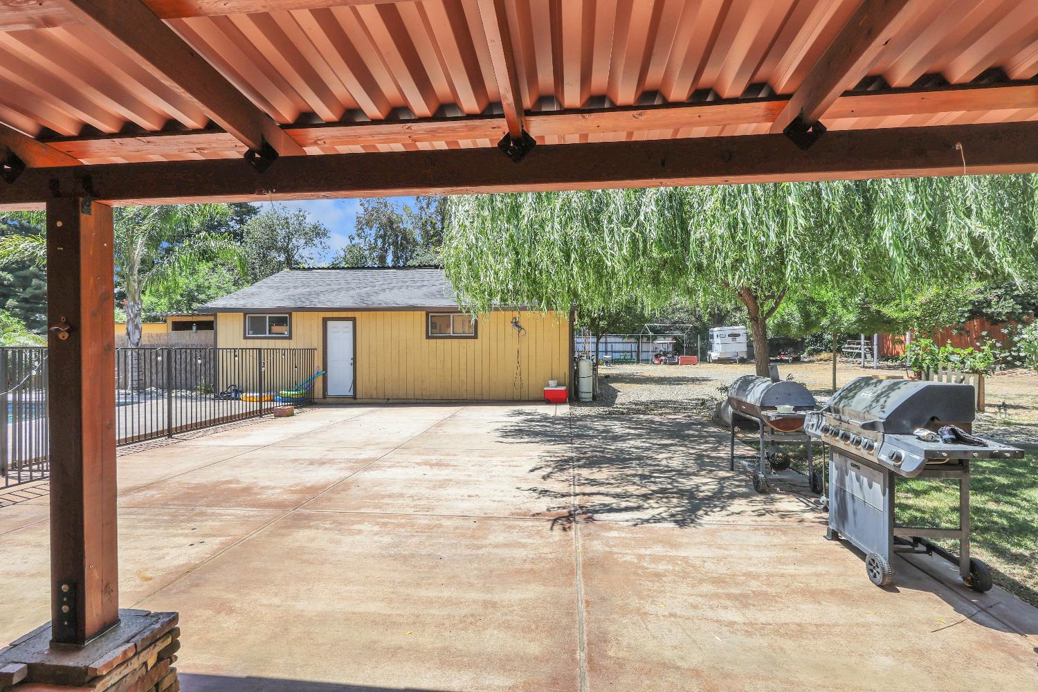 Detail Gallery Image 18 of 66 For 8033 Sunrise Blvd, Citrus Heights,  CA 95610 - 4 Beds | 3 Baths