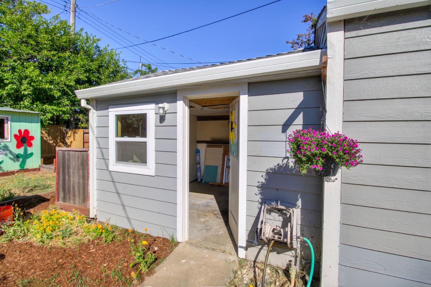 Detail Gallery Image 51 of 60 For 2121 Juliesse Ave, Sacramento,  CA 95821 - 3 Beds | 1 Baths
