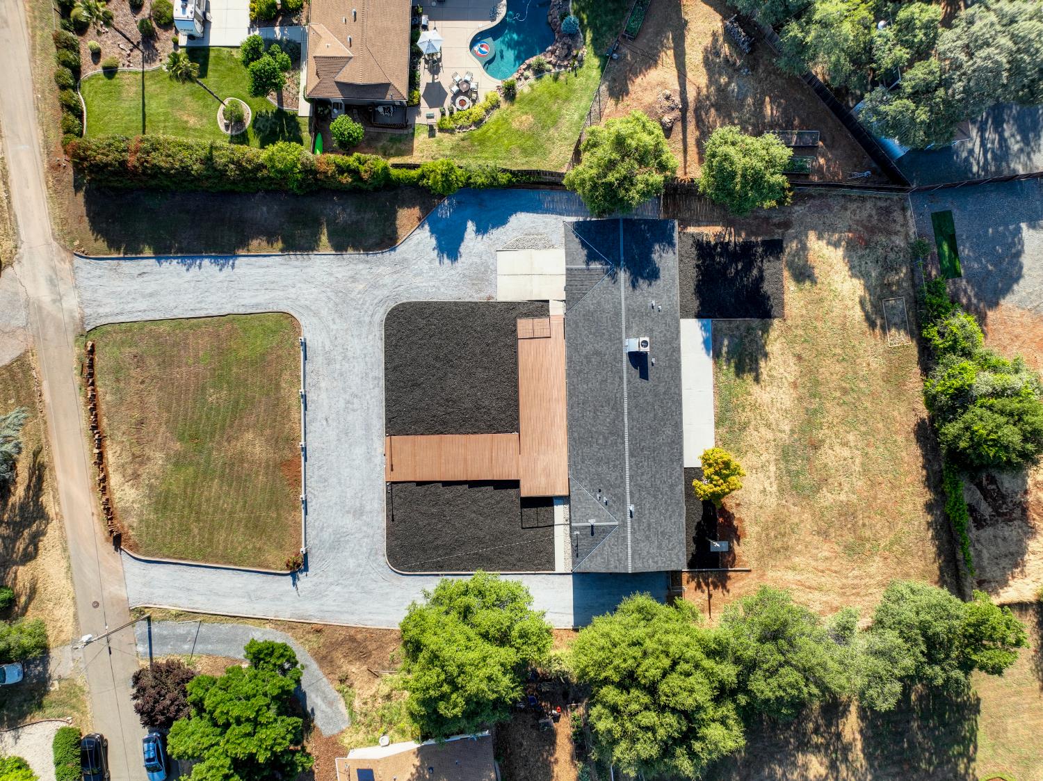 Detail Gallery Image 13 of 96 For 12445 Ladd Ln, Auburn,  CA 95603 - 6 Beds | 3 Baths