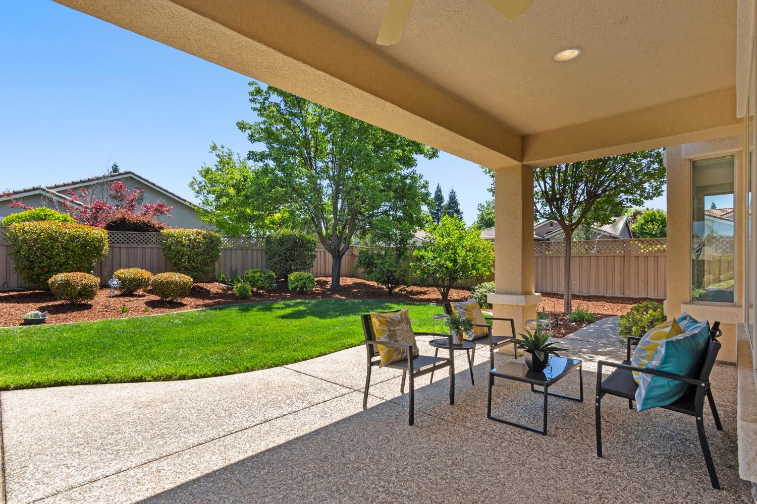 Detail Gallery Image 34 of 60 For 2160 Stone House Cir, Lincoln,  CA 95648 - 2 Beds | 2 Baths