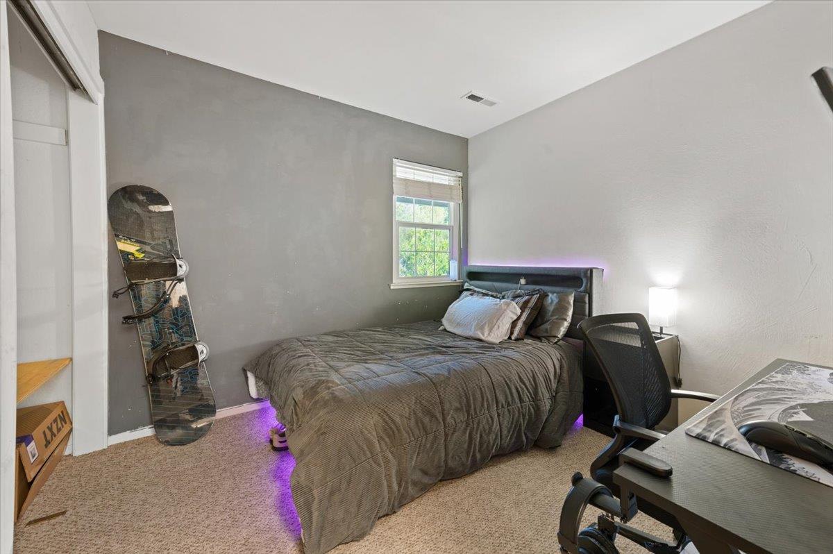Detail Gallery Image 21 of 37 For 17713 Lake Forest Dr, Penn Valley,  CA 95946 - 3 Beds | 2 Baths
