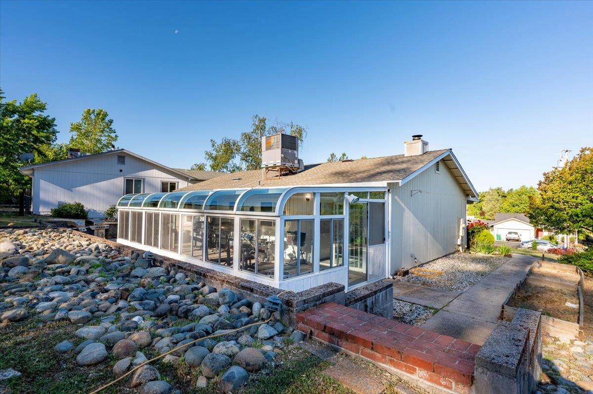 Detail Gallery Image 26 of 37 For 17713 Lake Forest Dr, Penn Valley,  CA 95946 - 3 Beds | 2 Baths