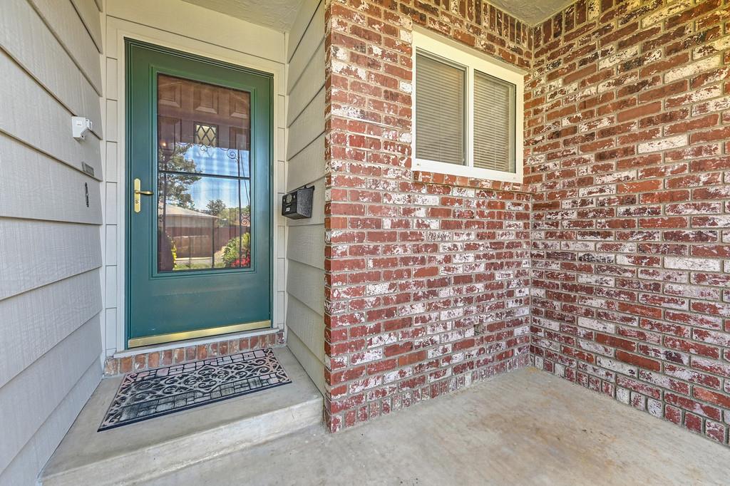 Detail Gallery Image 4 of 40 For 2333 Pinturo Way, Rancho Cordova,  CA 95670 - 4 Beds | 2 Baths